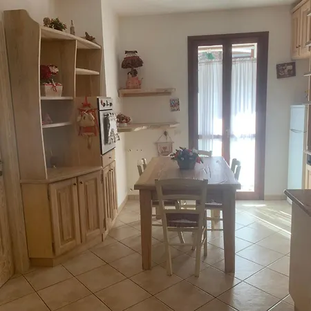 Tatil Evi A Schiera, Pesaro House